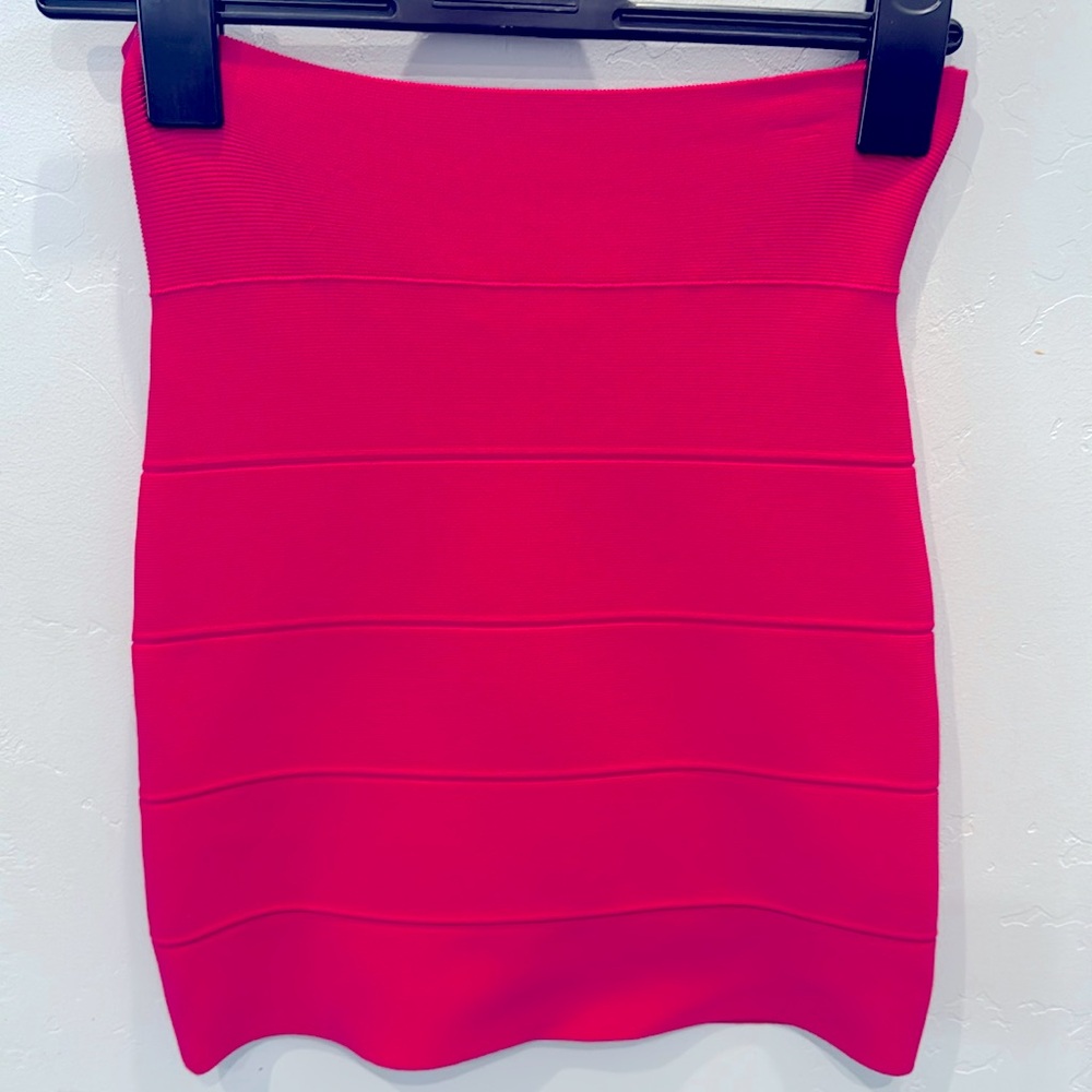 BCBG Max Azaria, size small, hot pink